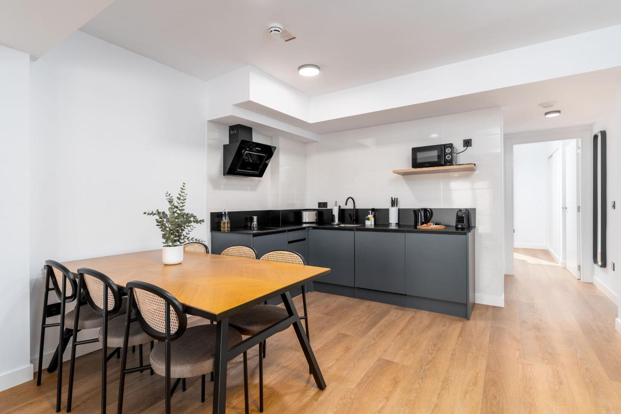 Limehome Oviedo Calle Postigo Bajo Eksteriør billede