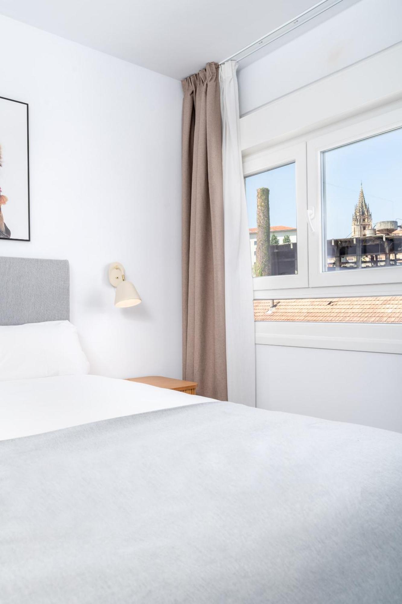 Limehome Oviedo Calle Postigo Bajo Værelse billede