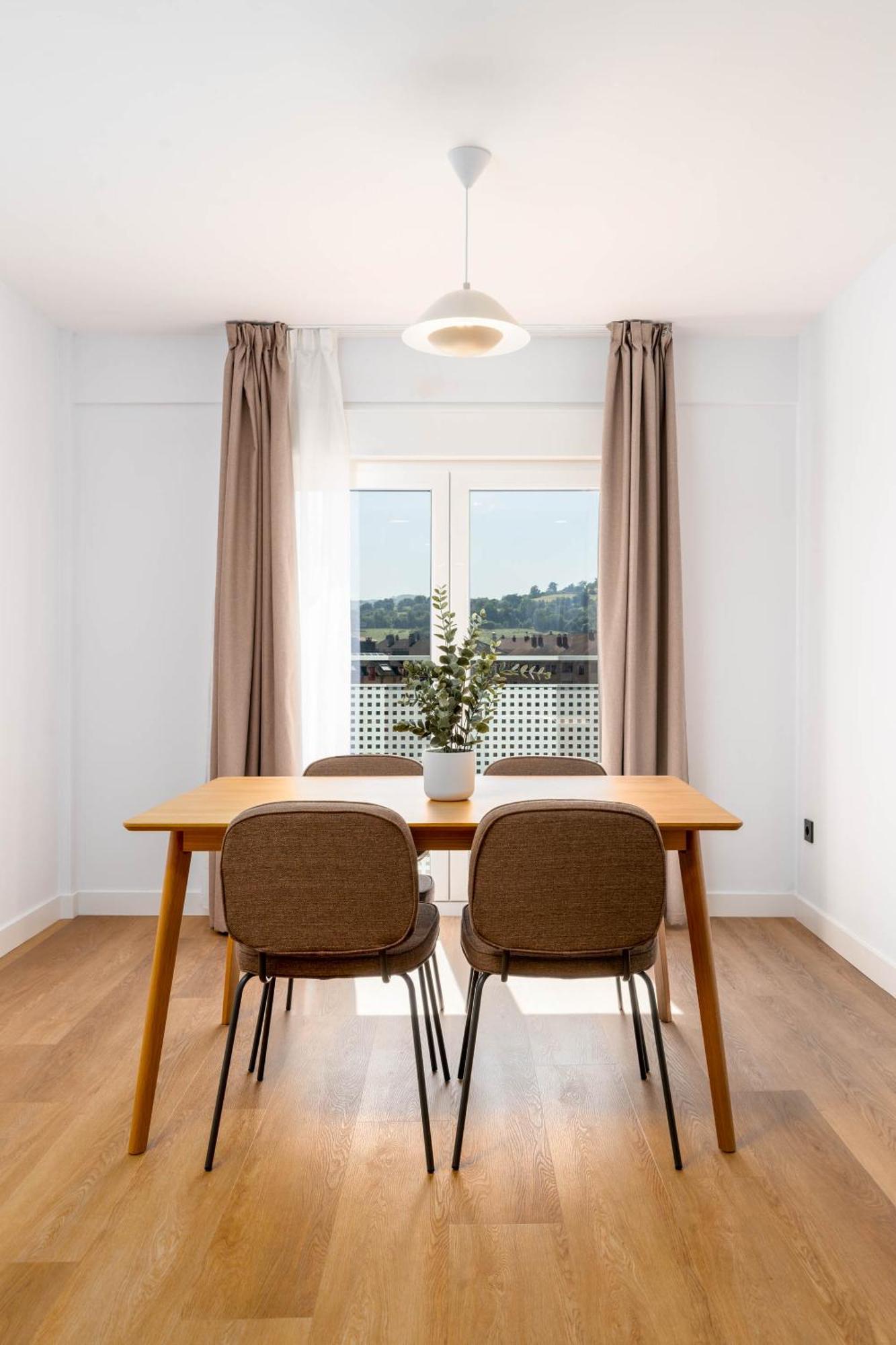 Limehome Oviedo Calle Postigo Bajo Eksteriør billede